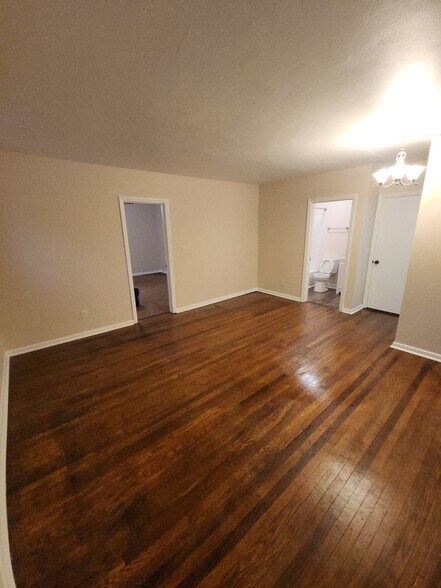 Building Photo - 1347 College Park
