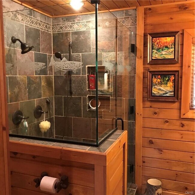 Building Photo - 52 Buck Lake Rd