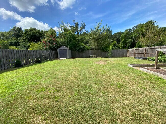 Building Photo - 3909 Fielding Ct