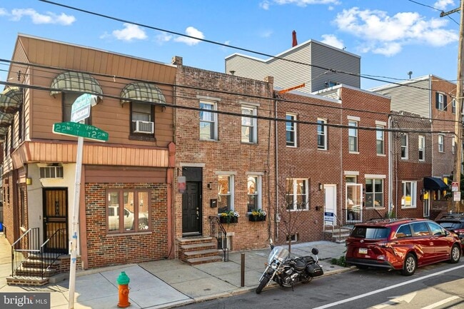 Building Photo - 1228 S 22nd St