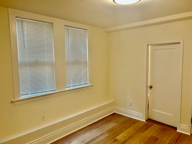 Building Photo - 959 Capp St