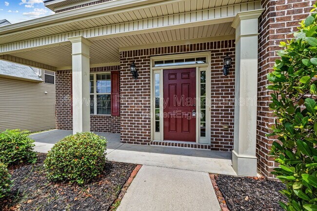 Building Photo - 6017 Reynolds Cir