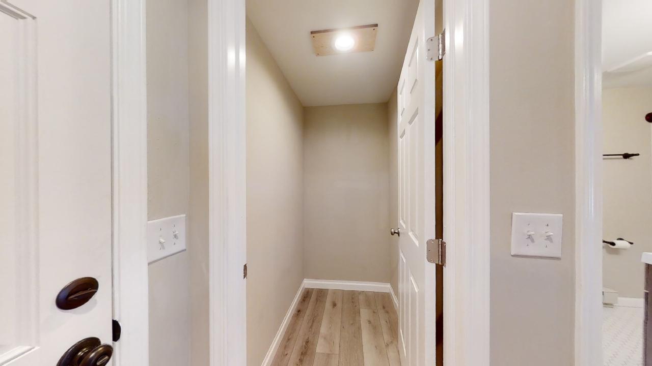Walk-in Closet/Pantry - 173 S Main St