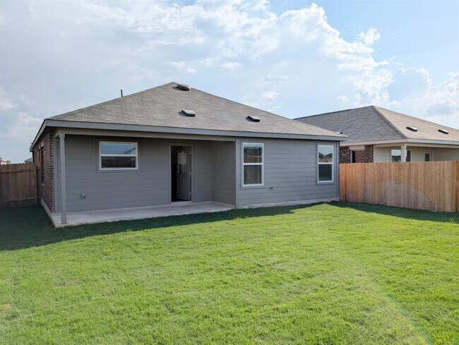Building Photo - 107 Imola St