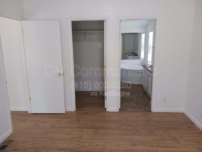 Building Photo - 52145 Dustan Rd