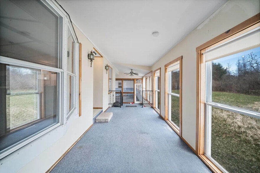 Building Photo - 13 Alder Ln