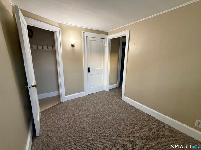 Building Photo - 38 Twining St