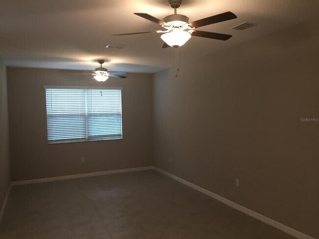 Building Photo - 9618 Pembrooke Pines Dr