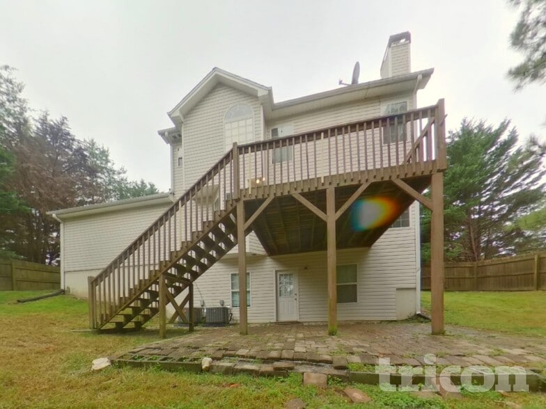 Building Photo - 79 Avery Way