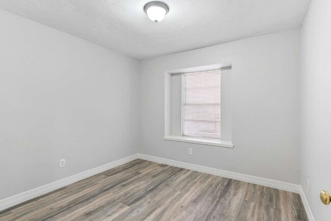 Building Photo - 8314 Poplar Ridge Ln