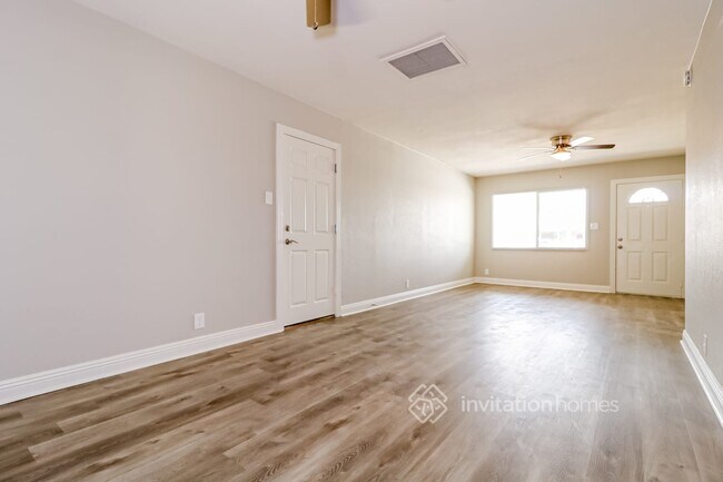 Building Photo - 3133 W Port Au Prince Ln