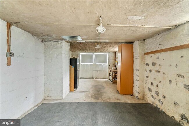 Building Photo - 5100 Chevy Chase Pkwy NW