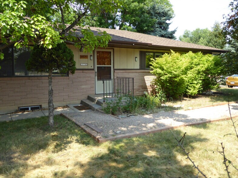 Building Photo - 3021 S Taft Hill Rd