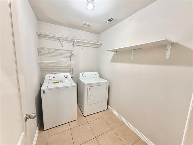 Building Photo - 980 Bridle Bit Dr