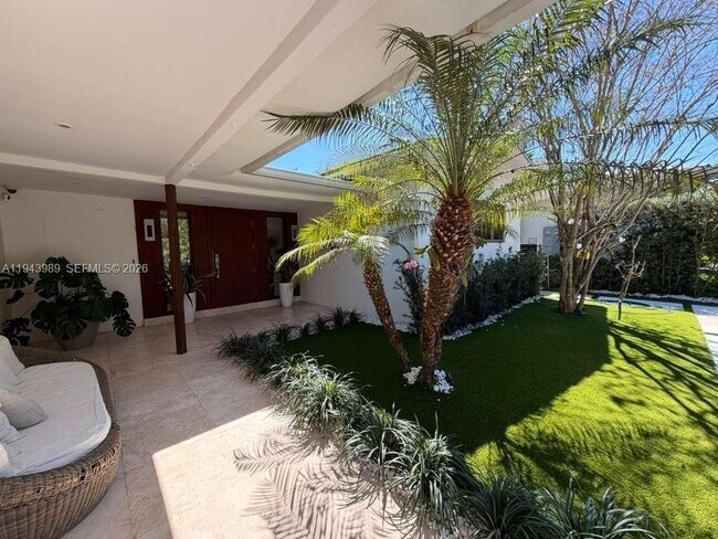 Building Photo - 5911 Alton Rd