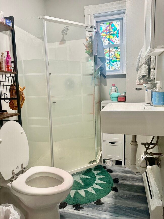 Building Photo - 135-137 Nonantum St. Unit 1