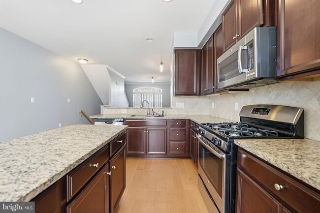 Building Photo - 14619 Featherstone Gate Dr