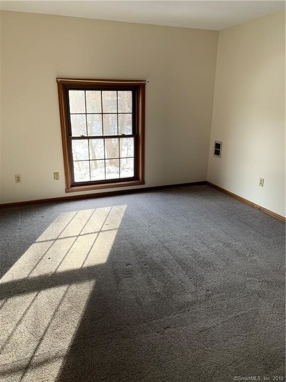 Building Photo - 24 West Rd