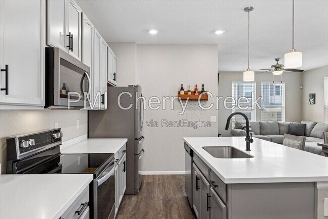 Building Photo - 4373 S Nepal Ct