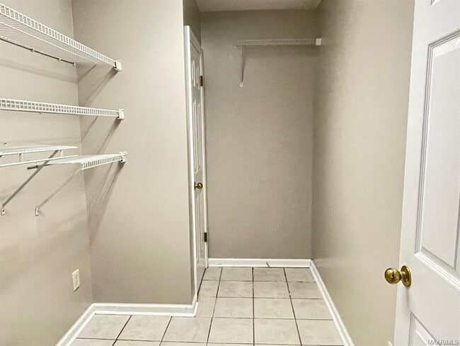 Building Photo - 2508 Lenox Ct