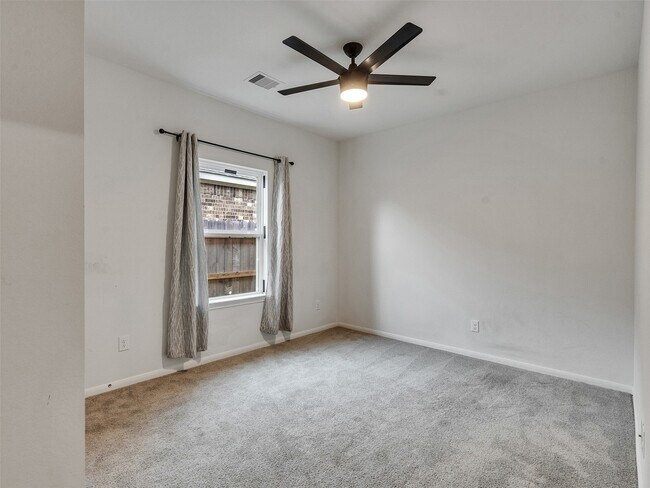 Building Photo - 13305 Dalvay Beach Dr