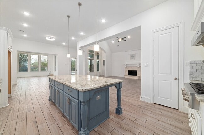 Building Photo - 11635 Glendale Rise Ln