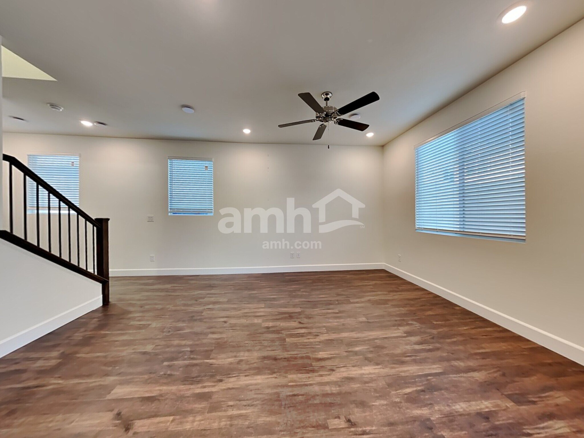 Building Photo - 8842 Tiger Tooth Ave