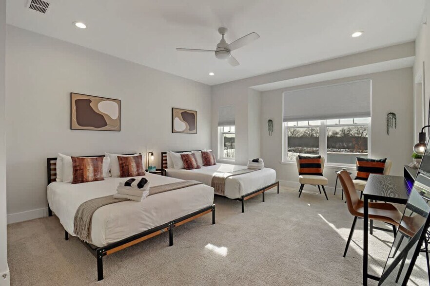 Building Photo - 28415 Torch Pkwy