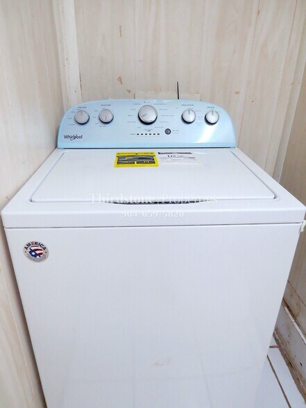 Building Photo - 2881 Selma St