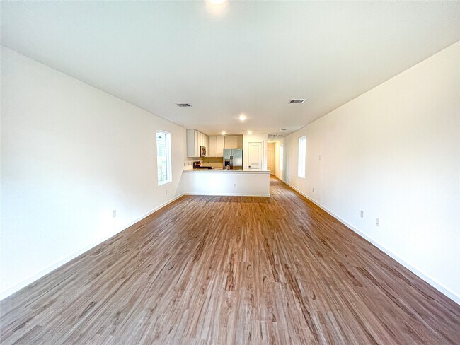 Building Photo - 21479 Carosella Dr