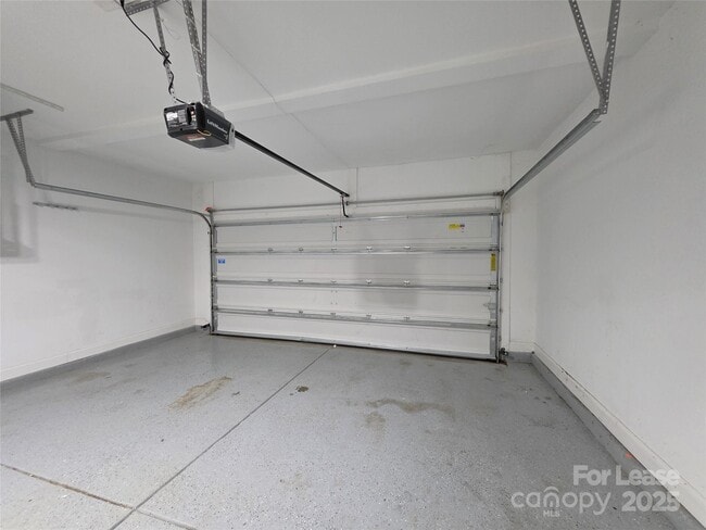 Building Photo - 11210 Streamwood Ln NW