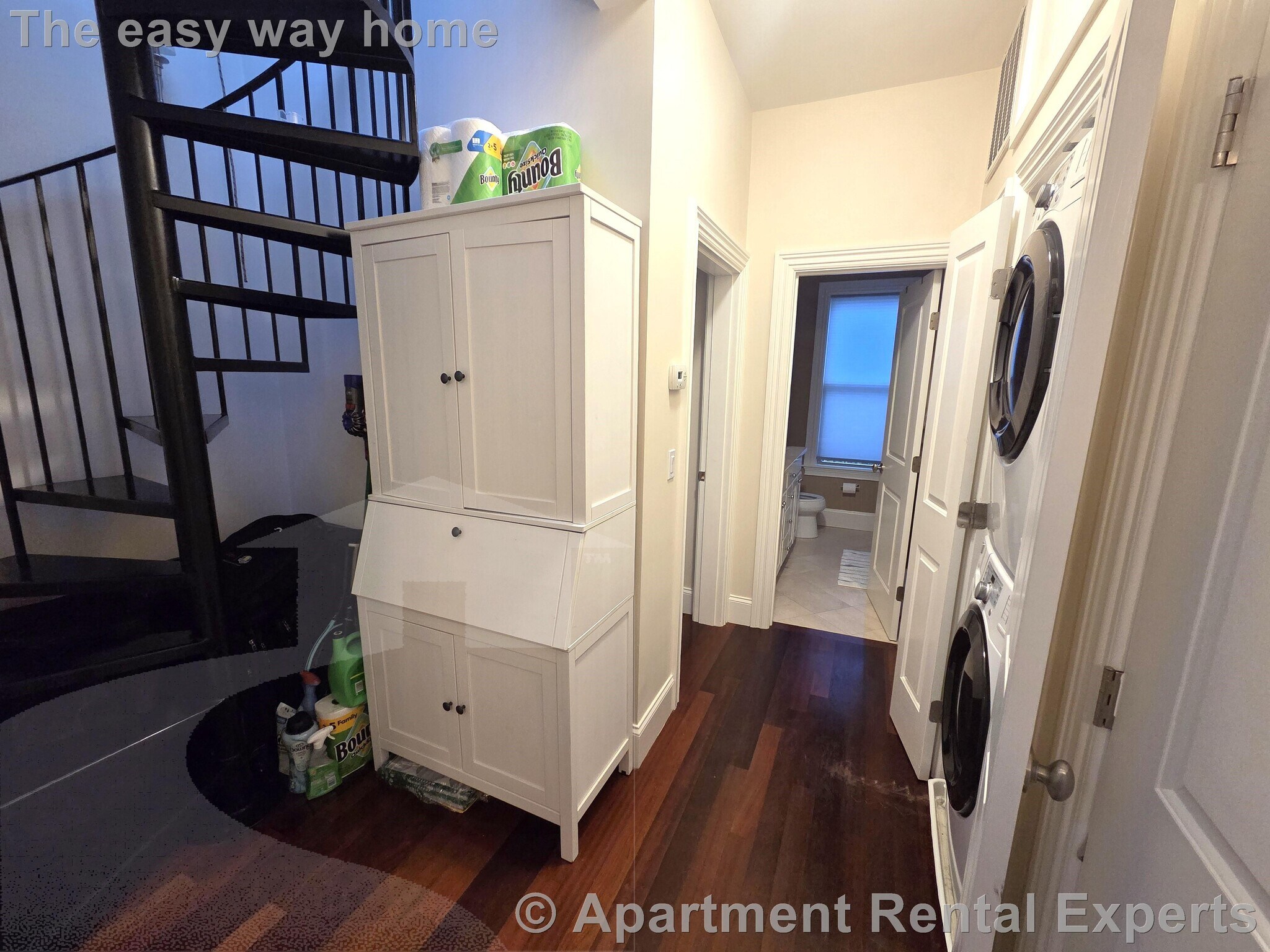 Building Photo - 122 Marine Rd