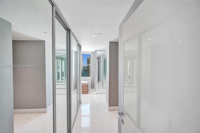 Building Photo - 800 Claughton Island Dr