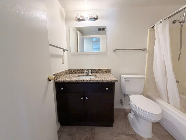 Building Photo - 3BR/2BA/2CP 1,245 sq.ft. rental in Huachuca City, AZ