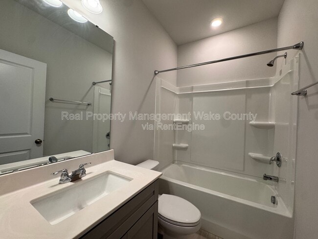 Building Photo - 410 Odham Ln