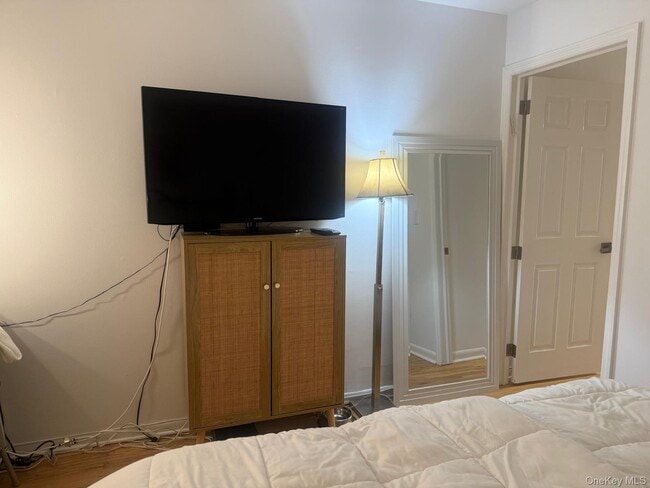 Building Photo - 601 Chestnut St