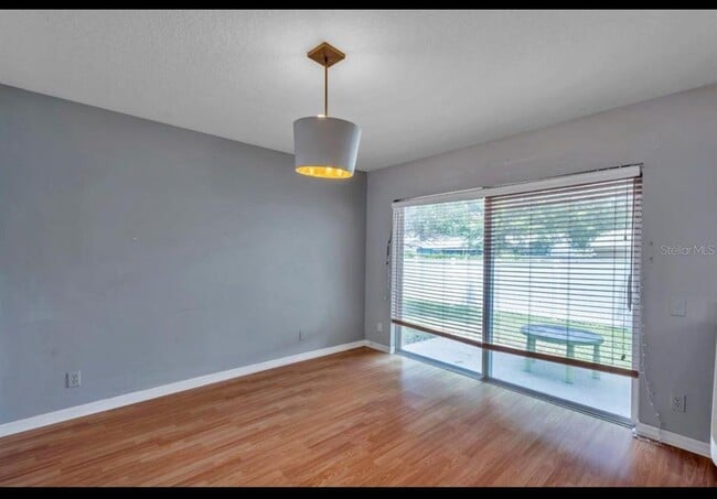 Building Photo - 13059 Thoroughbred Loop