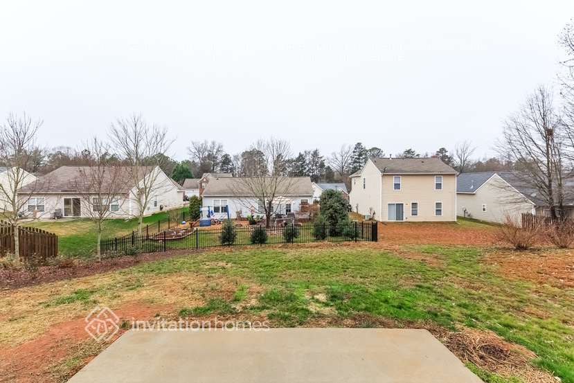 Building Photo - 14712 Castletown House Dr