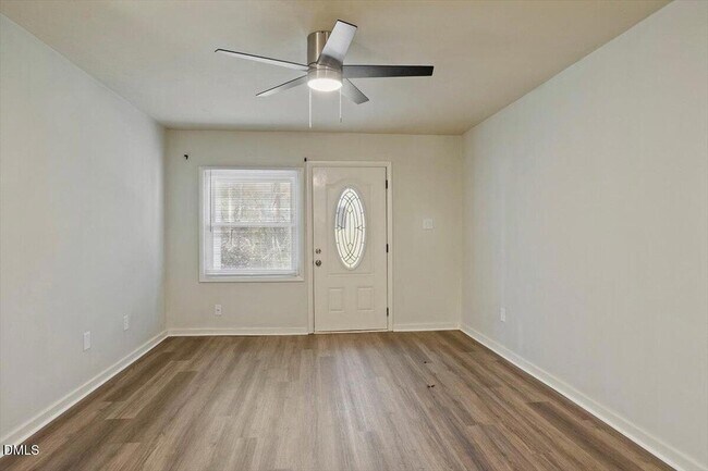 Building Photo - 7124 Longstreet Dr