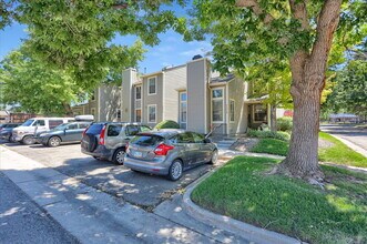 Building Photo - Cute 2 Bedroom 2.5 Bath Townhome in Cherry Creek Schools, 2 Reserved Parking Spots, Great Locatio...