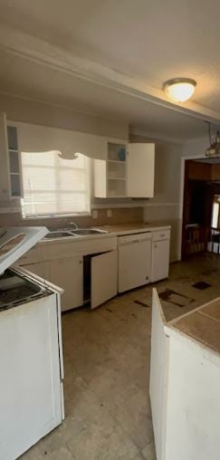 Building Photo - 2864 Woodside Dr