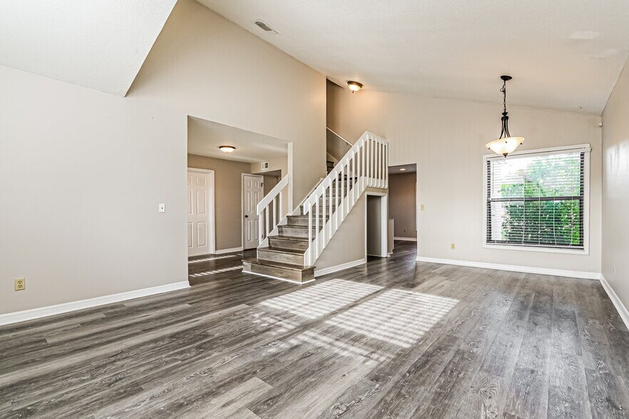 Building Photo - 2002 Kinder Ct