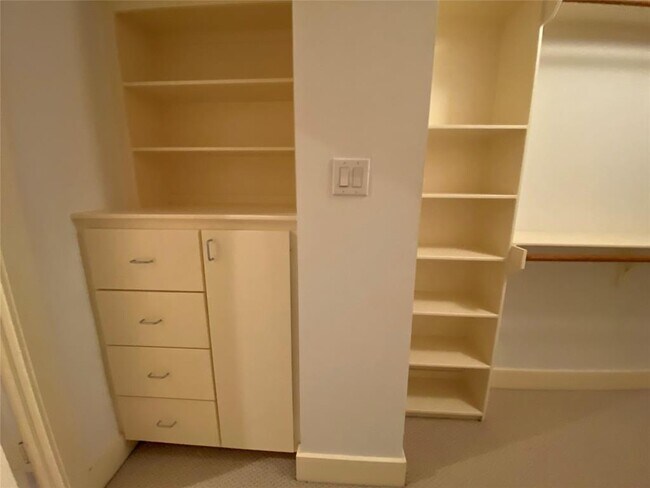 Building Photo - 3501 Link Valley Dr.