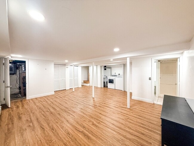 Building Photo - 16 Christy Ln