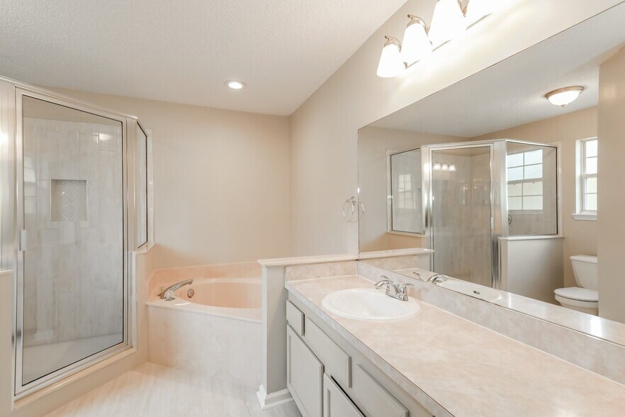 Building Photo - 2968 Waters View Cir