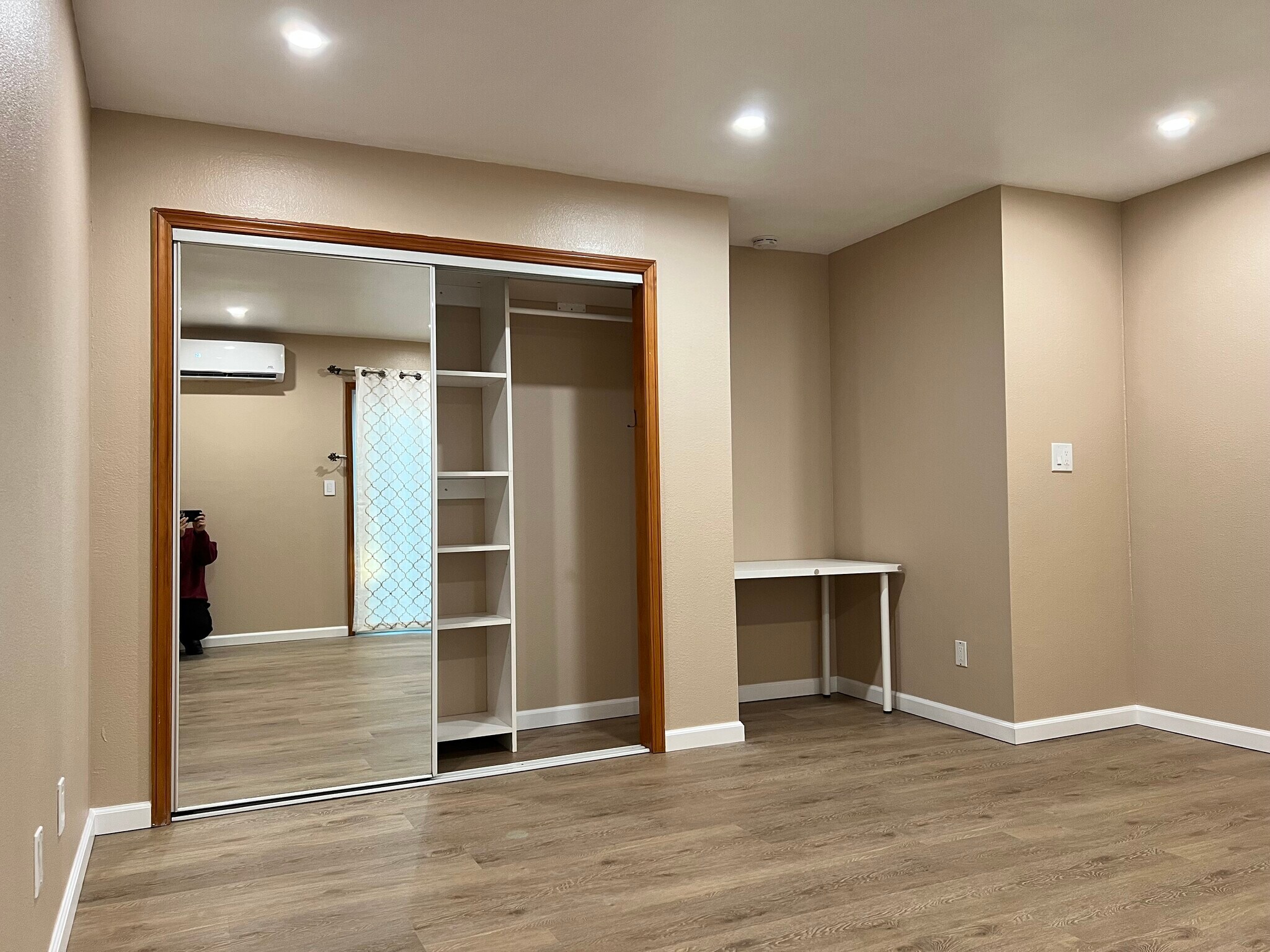 Building Photo - 1871 Peach Pl