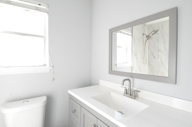 Building Photo - Completely Renovated in Round Rock ISD