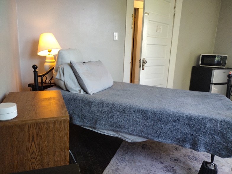 Building Photo - 3316 Renick St