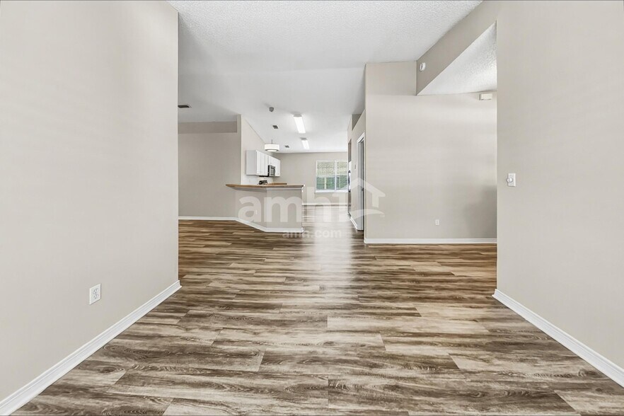 Building Photo - 2663 Fernleaf Dr