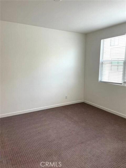 Building Photo - 11042 Momentum Dr